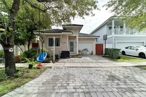 249 SE 32nd Avenue Homestead FL 33033