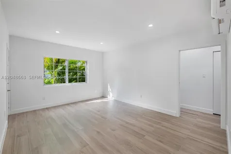 1610 Michigan Avenue Miami Beach FL 33139