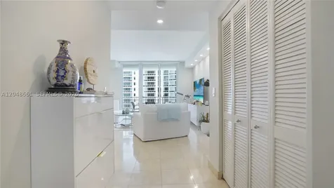801 Brickell Key Boulevard Miami FL 33131
