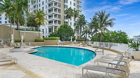801 Brickell Key Boulevard Miami FL 33131