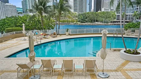 801 Brickell Key Boulevard Miami FL 33131