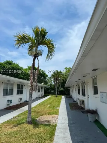 16001 NE 18th Place North Miami Beach FL 33162
