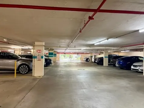 520 Brickell Key Drive Miami FL 33131