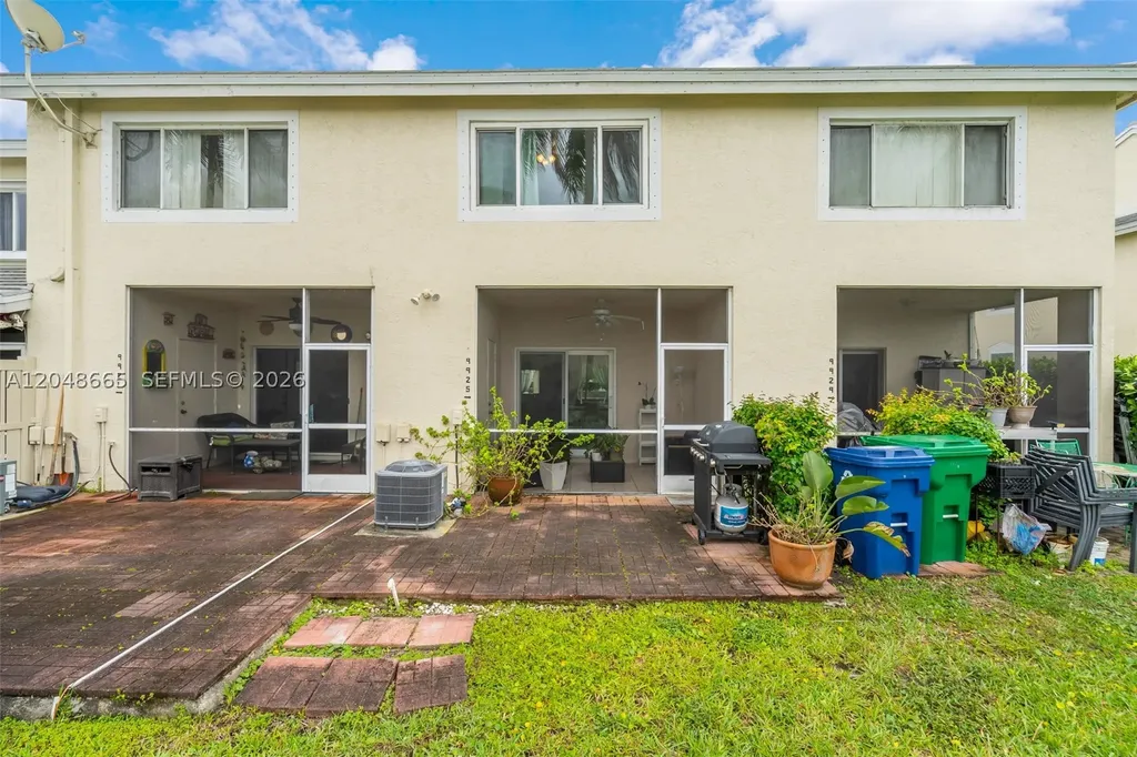 9925 NW 57th Manor Coral Springs FL 33076