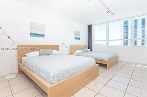 5445 Collins Avenue Miami Beach FL 33140