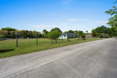 19724 SW 243rd Terrace Homestead FL 33031
