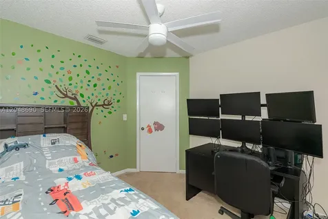 11733 NW 11th Street Pembroke Pines FL 33026