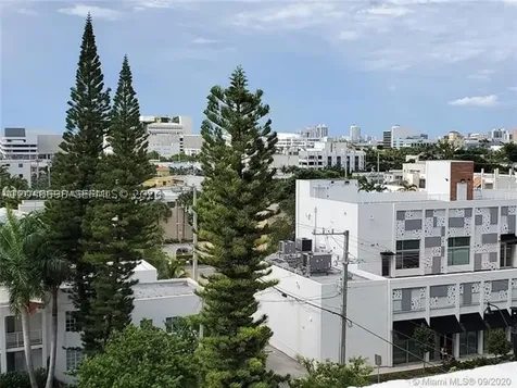 1345 West Avenue Miami Beach FL 33139