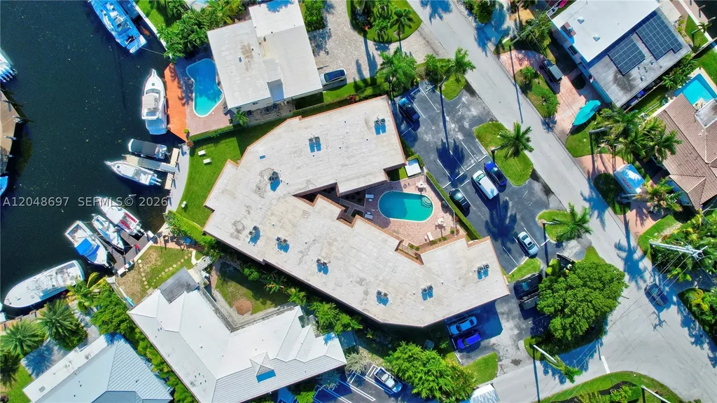 2201 SE 9th Street Pompano Beach FL 33062