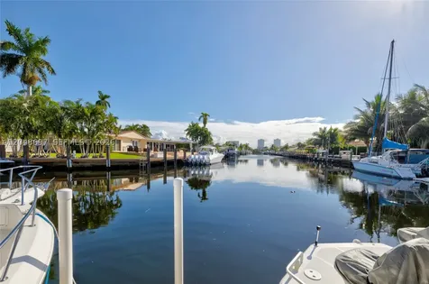 2201 SE 9th Street Pompano Beach FL 33062