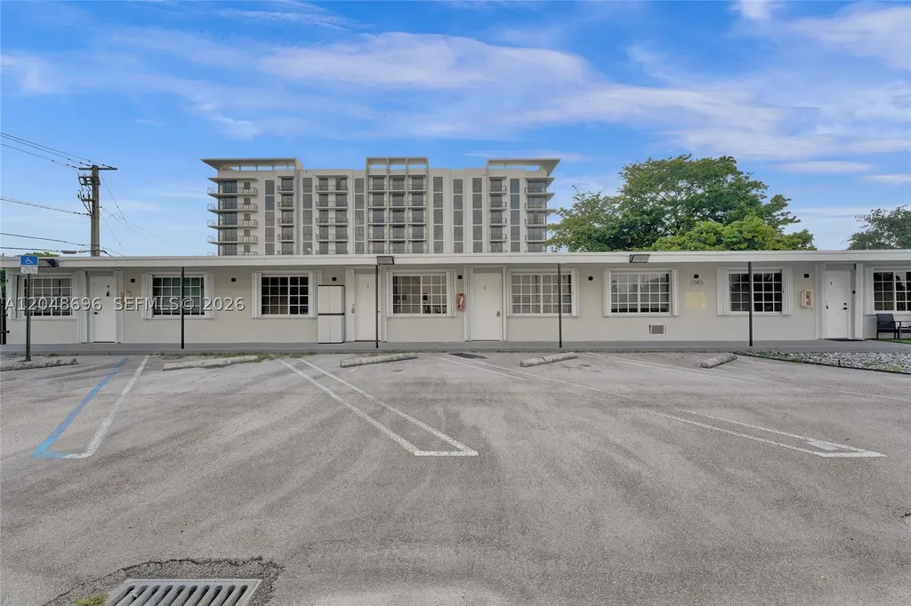 1085 NE 126th Street North Miami FL 33161