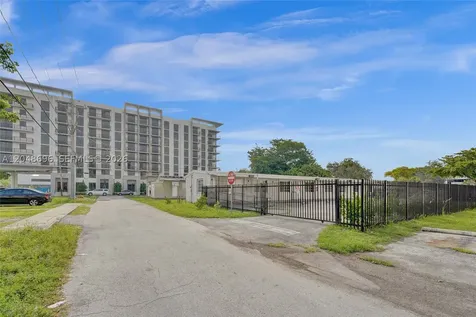 1085 NE 126th Street North Miami FL 33161