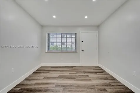 1085 NE 126th Street North Miami FL 33161