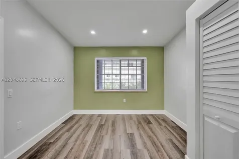 1085 NE 126th Street North Miami FL 33161