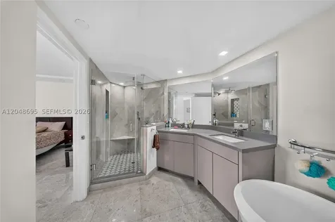 2800 Island Boulevard Aventura FL 33160