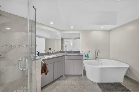 2800 Island Boulevard Aventura FL 33160