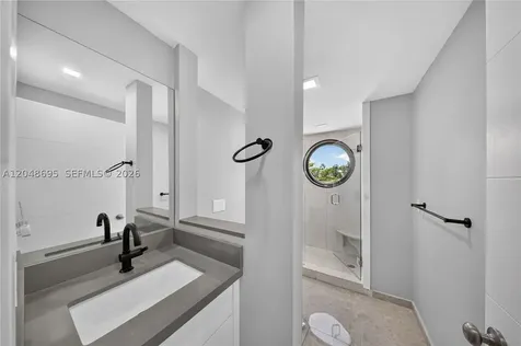 2800 Island Boulevard Aventura FL 33160