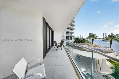 2800 Island Boulevard Aventura FL 33160