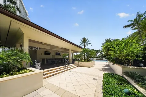 2800 Island Boulevard Aventura FL 33160