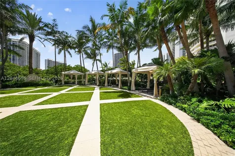 2800 Island Boulevard Aventura FL 33160