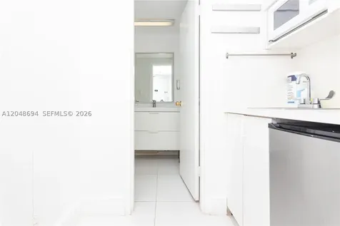 5445 Collins Avenue Miami Beach FL 33140