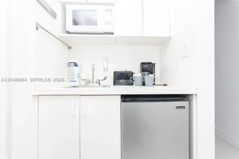 5445 Collins Avenue Miami Beach FL 33140