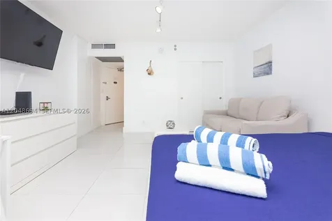 5445 Collins Avenue Miami Beach FL 33140