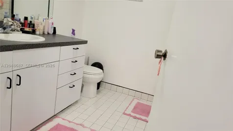 461 Ives Dairy Road Miami FL 33179