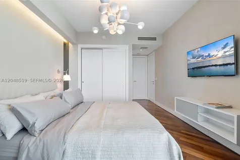 16051 Collins Avenue Sunny Isles Beach FL 33160