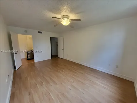 8225 Lake Drive Doral FL 33166