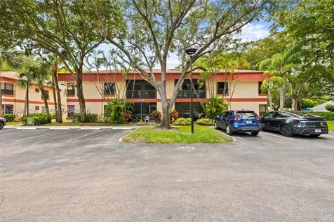 4105 S Carambola Circle S Coconut Creek FL 33066