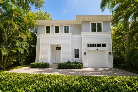 4724 SW 72nd Avenue Miami FL 33155