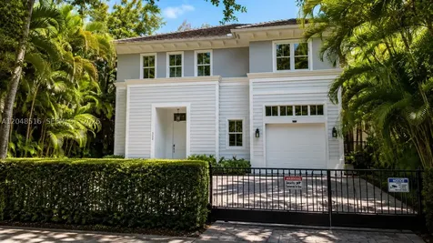 4724 SW 72nd Avenue Miami FL 33155