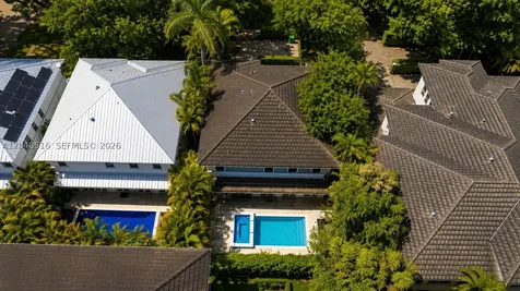 4724 SW 72nd Avenue Miami FL 33155