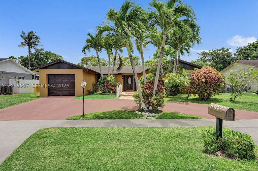 10688 Sleepy Brook Way Boca Raton FL 33428