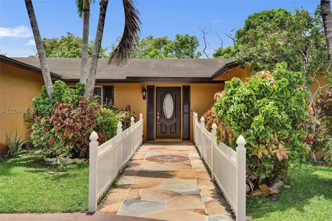 10688 Sleepy Brook Way Boca Raton FL 33428