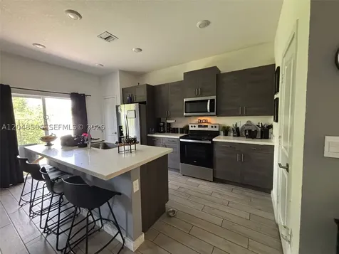 830 SE 19th Street Homestead FL 33034