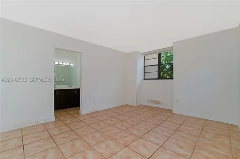10525 SW 112th Avenue Miami FL 33176