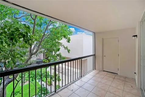 10525 SW 112th Avenue Miami FL 33176