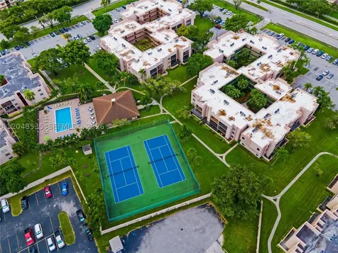 10525 SW 112th Avenue Miami FL 33176