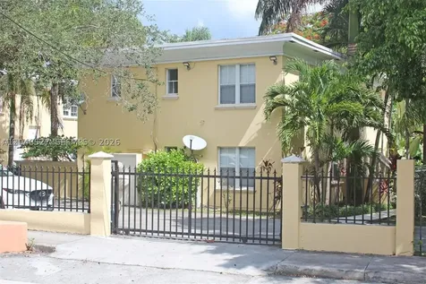 3395 Franklin Avenue Miami FL 33133