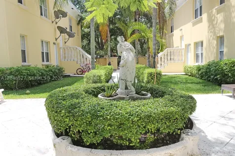 3395 Franklin Avenue Miami FL 33133