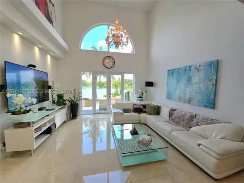 783 NE 195th Street Miami FL 33179