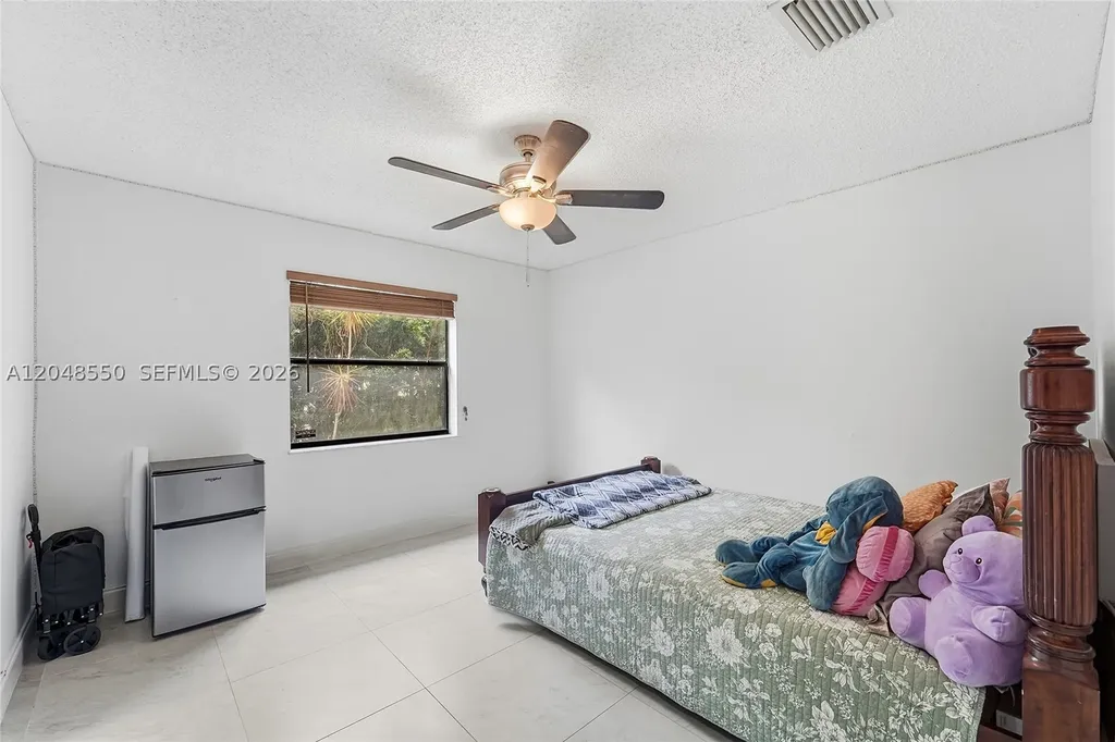 10623 NW 7th Place Coral Springs FL 33071
