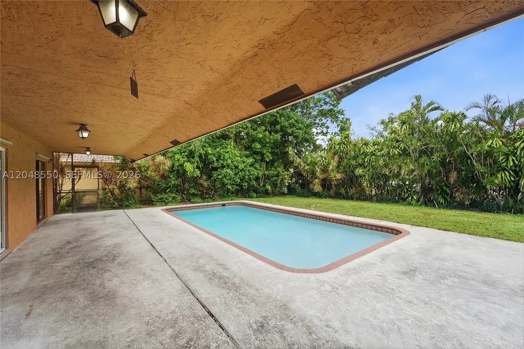 10623 NW 7th Place Coral Springs FL 33071