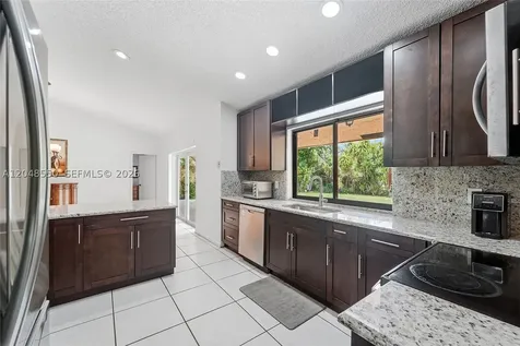 10623 NW 7th Place Coral Springs FL 33071