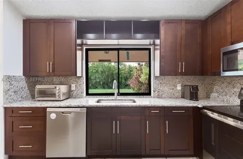 10623 NW 7th Place Coral Springs FL 33071