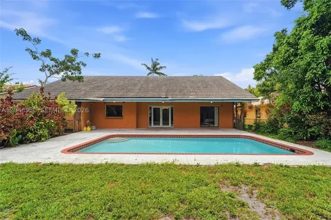 10623 NW 7th Place Coral Springs FL 33071