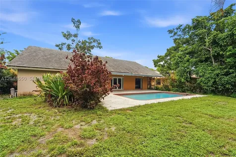 10623 NW 7th Place Coral Springs FL 33071
