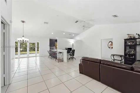 10623 NW 7th Place Coral Springs FL 33071